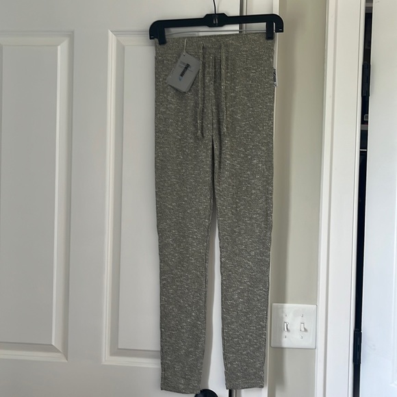 Gymshark ribbed pants - Picture 2 of 7